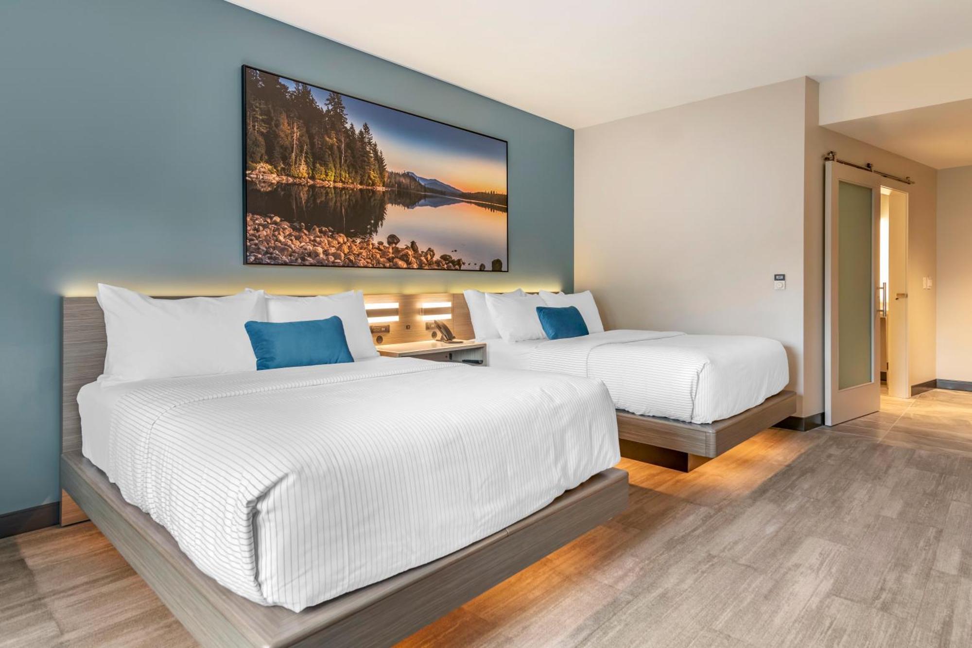 Cambria Hotel Lake Placid - Lakeside Resort Экстерьер фото
