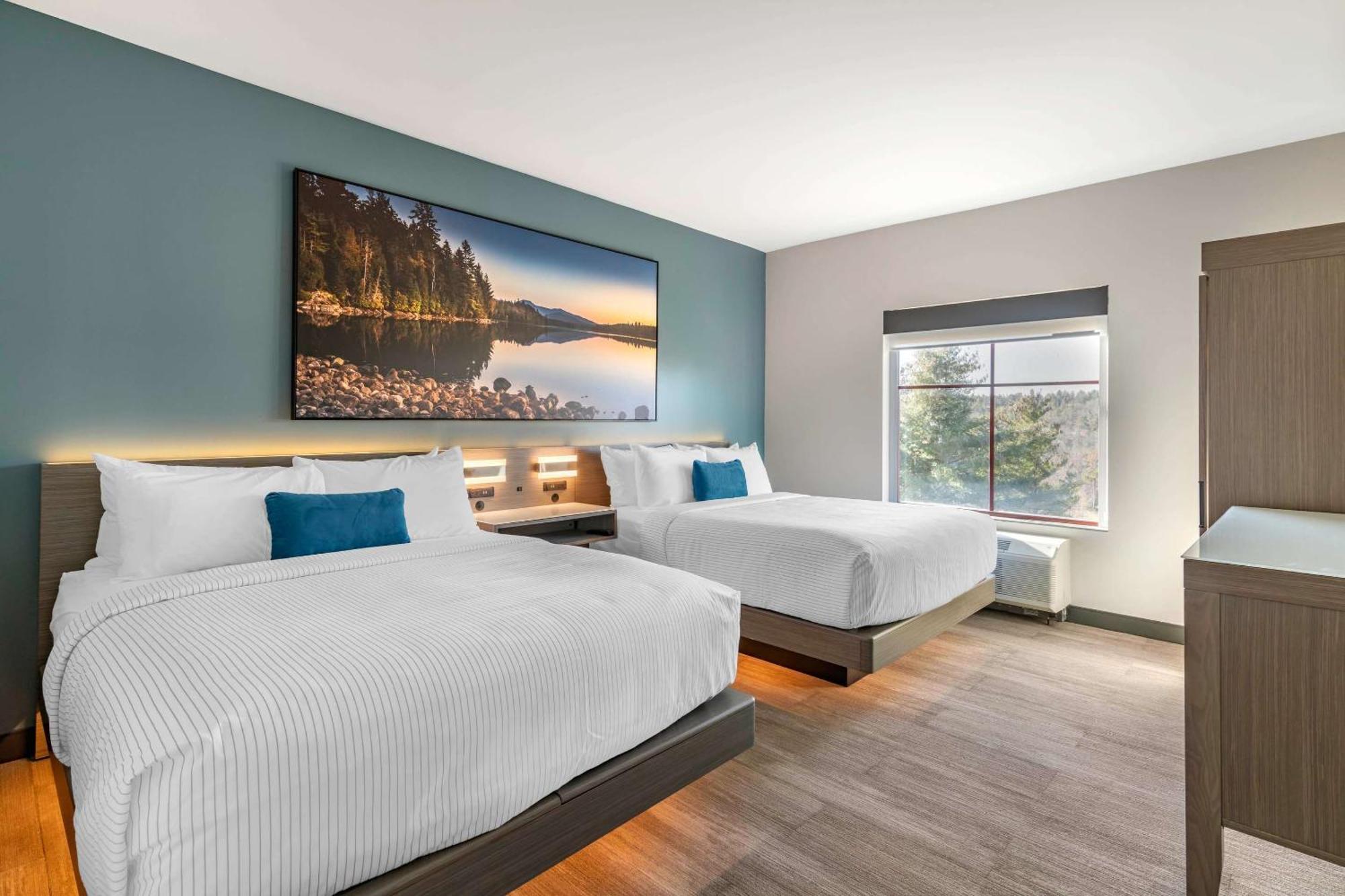 Cambria Hotel Lake Placid - Lakeside Resort Экстерьер фото